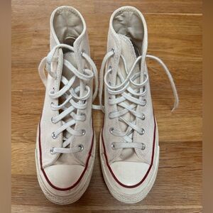 Converse high tops size 6